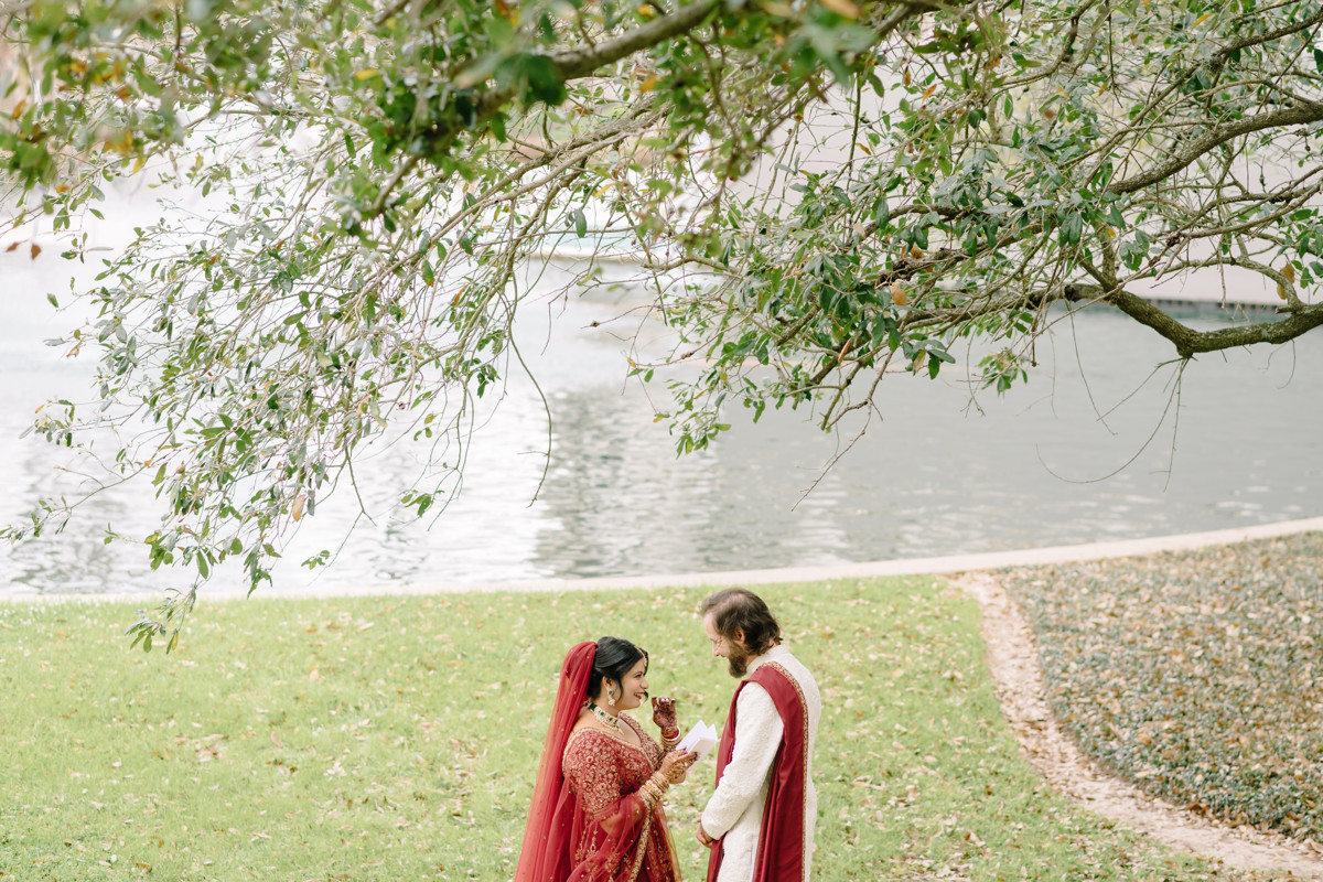 Houston documentary wedding indian american at omni hotel riverway riveroaks photo
