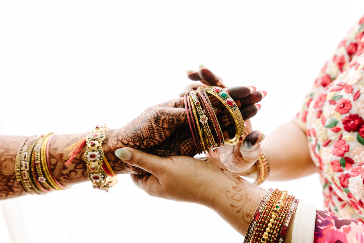 Houston documentary wedding indian american at omni hotel riverway riveroaks photo