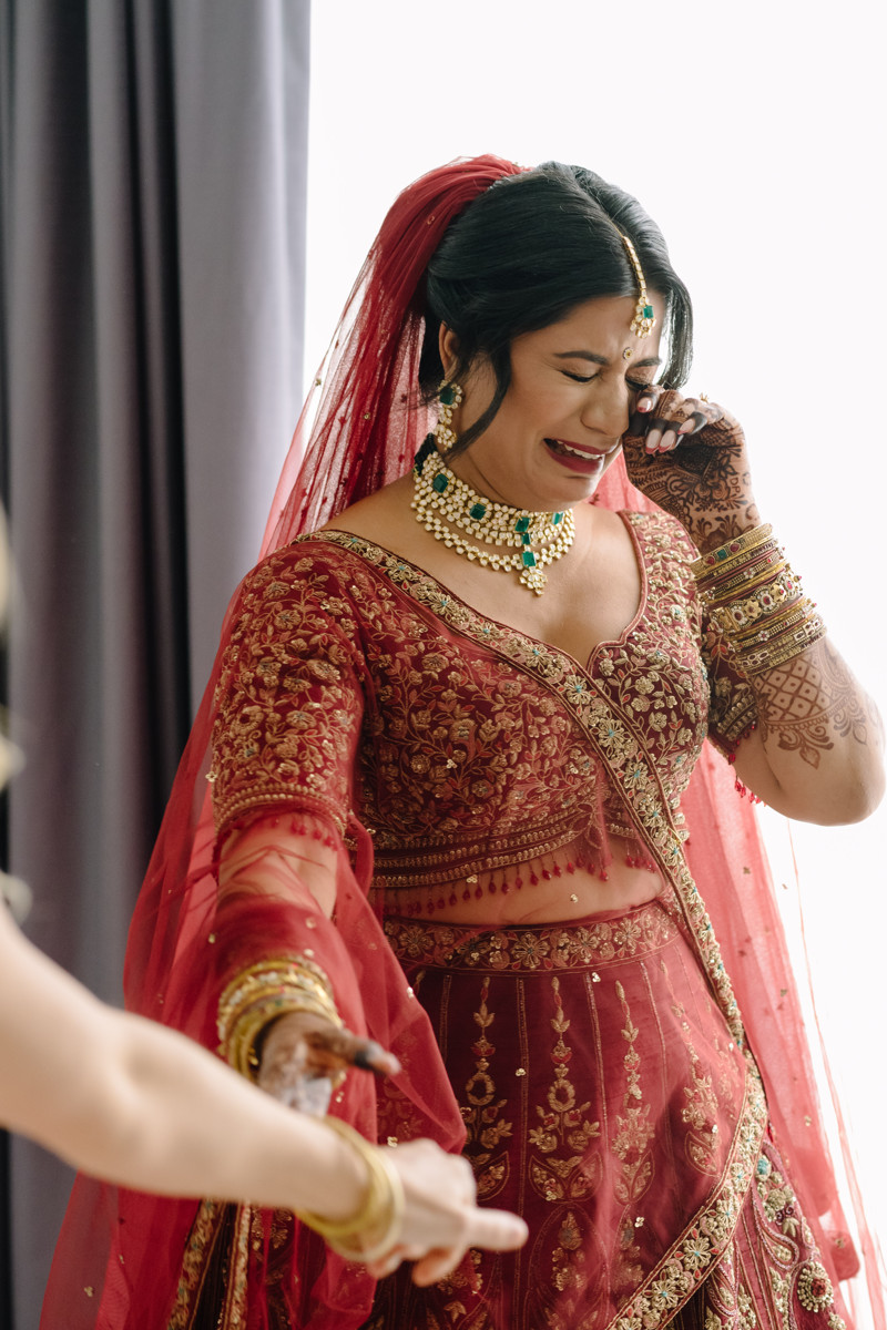 Houston documentary wedding indian american at omni hotel riverway riveroaks photo