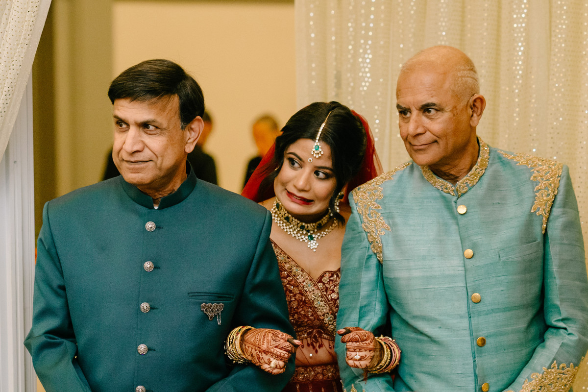 Houston documentary wedding indian american at omni hotel riverway riveroaks photo