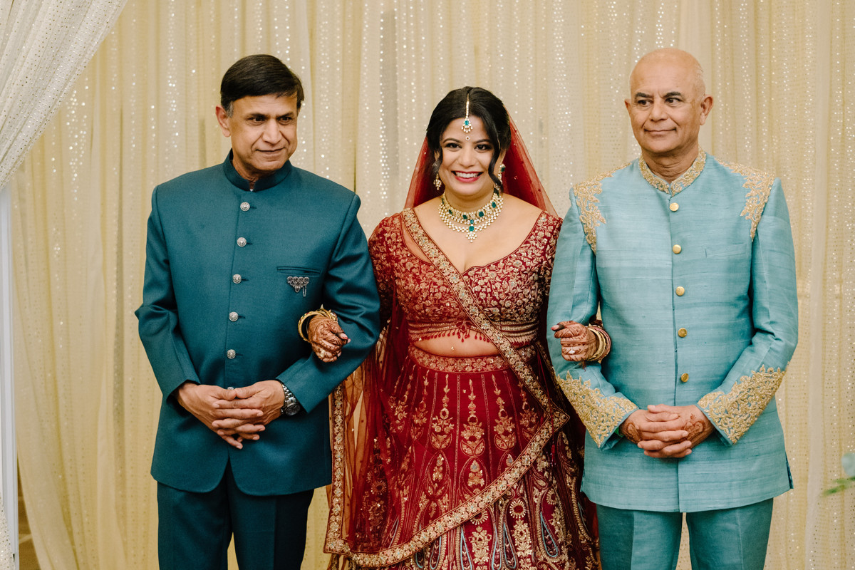 Houston documentary wedding indian american at omni hotel riverway riveroaks photo