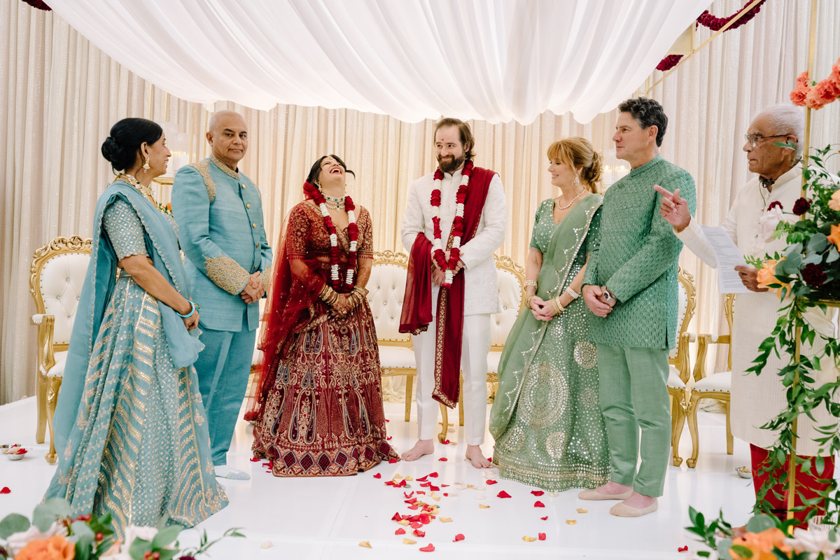 Houston documentary wedding indian american at omni hotel riverway riveroaks photo