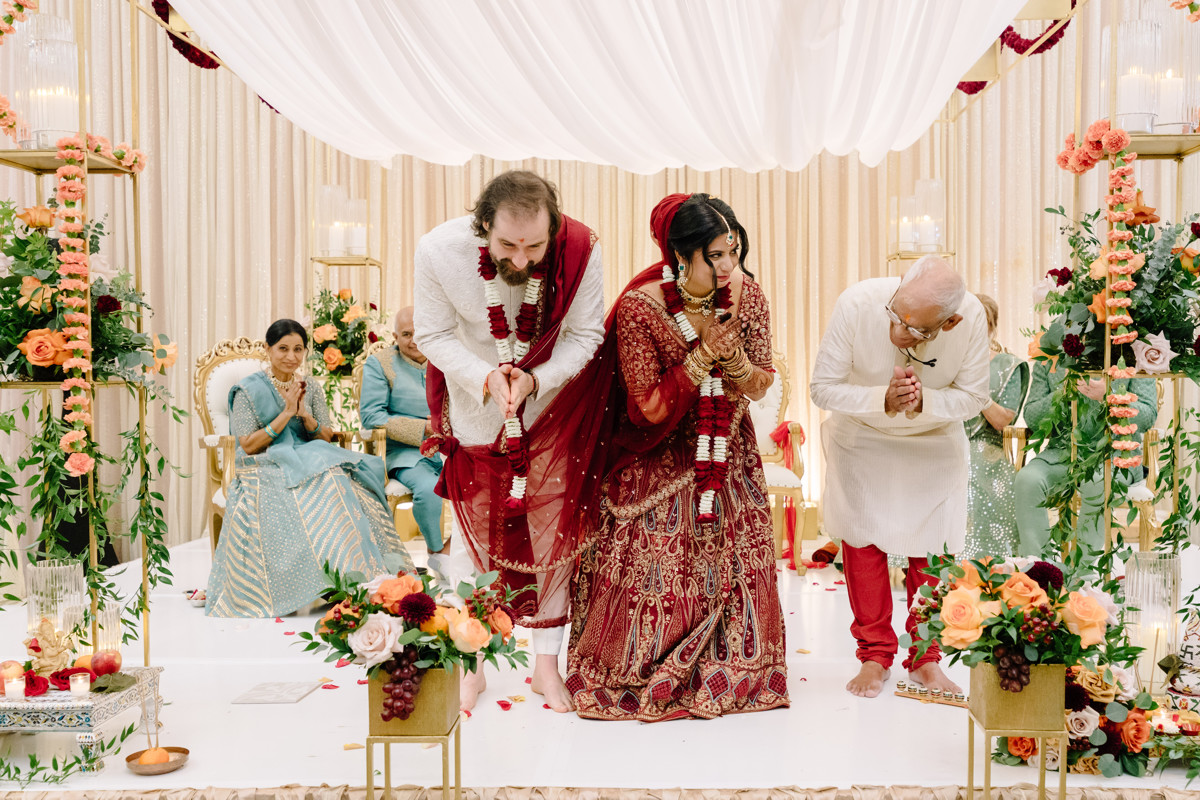 Houston documentary wedding indian american at omni hotel riverway riveroaks photo