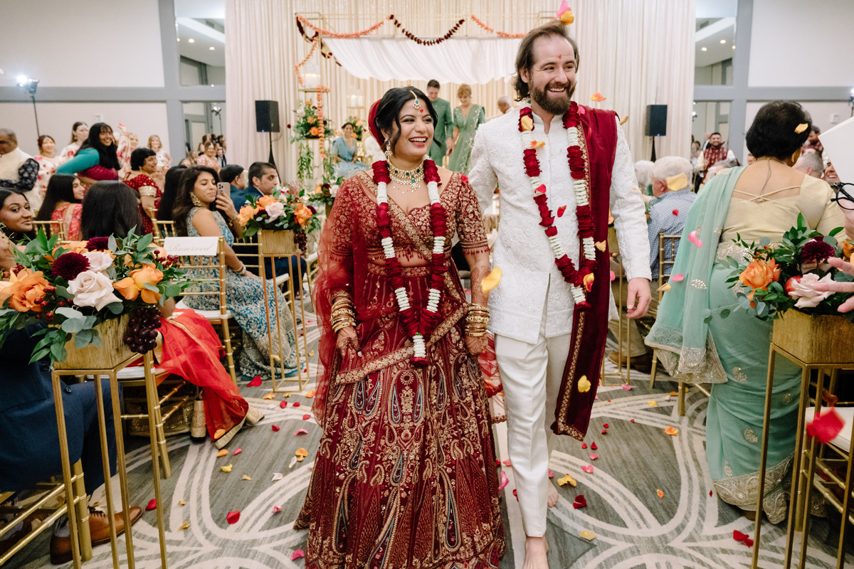 Houston documentary wedding indian american at omni hotel riverway riveroaks photo