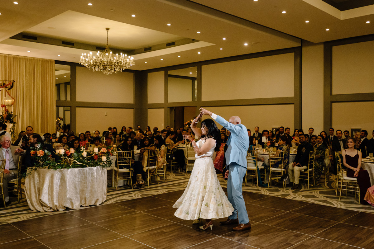 Houston documentary wedding indian american at omni hotel riverway riveroaks photo