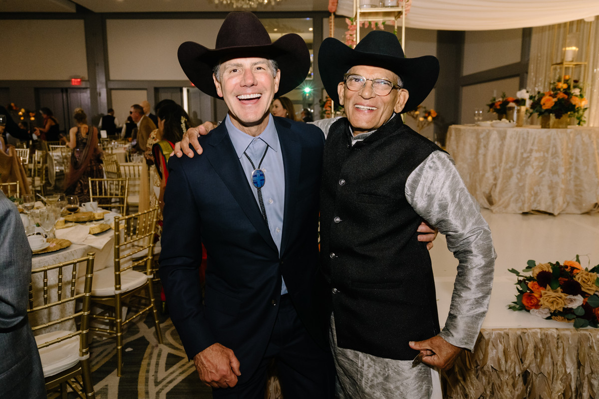 Houston documentary wedding indian american at omni hotel riverway riveroaks photo