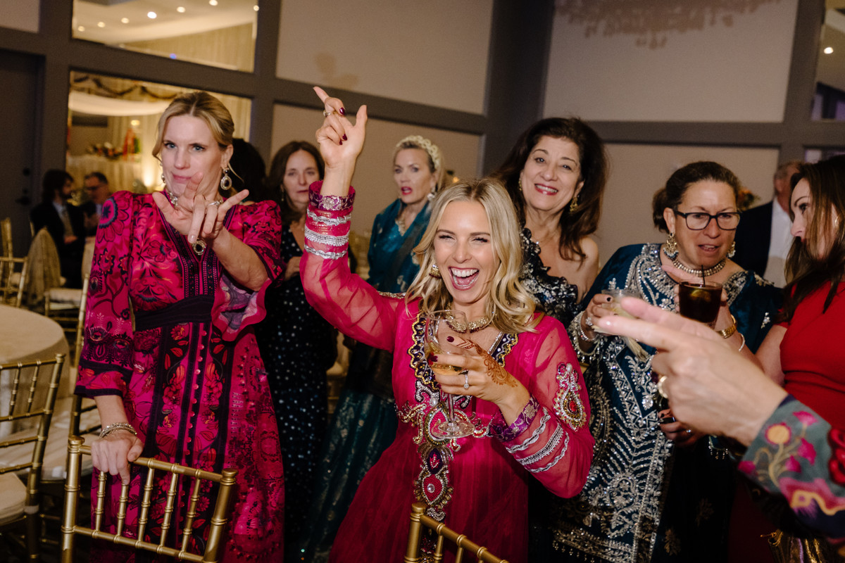 Houston documentary wedding indian american at omni hotel riverway riveroaks photo