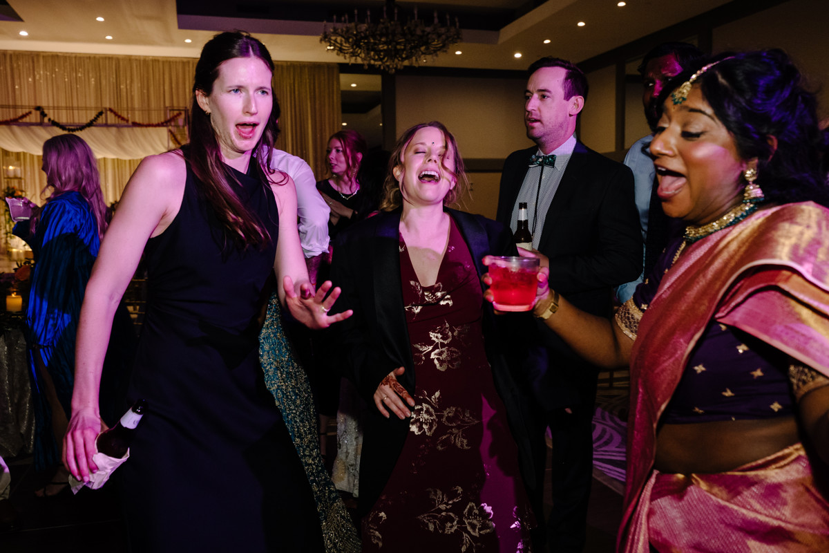 Houston documentary wedding indian american at omni hotel riverway riveroaks photo