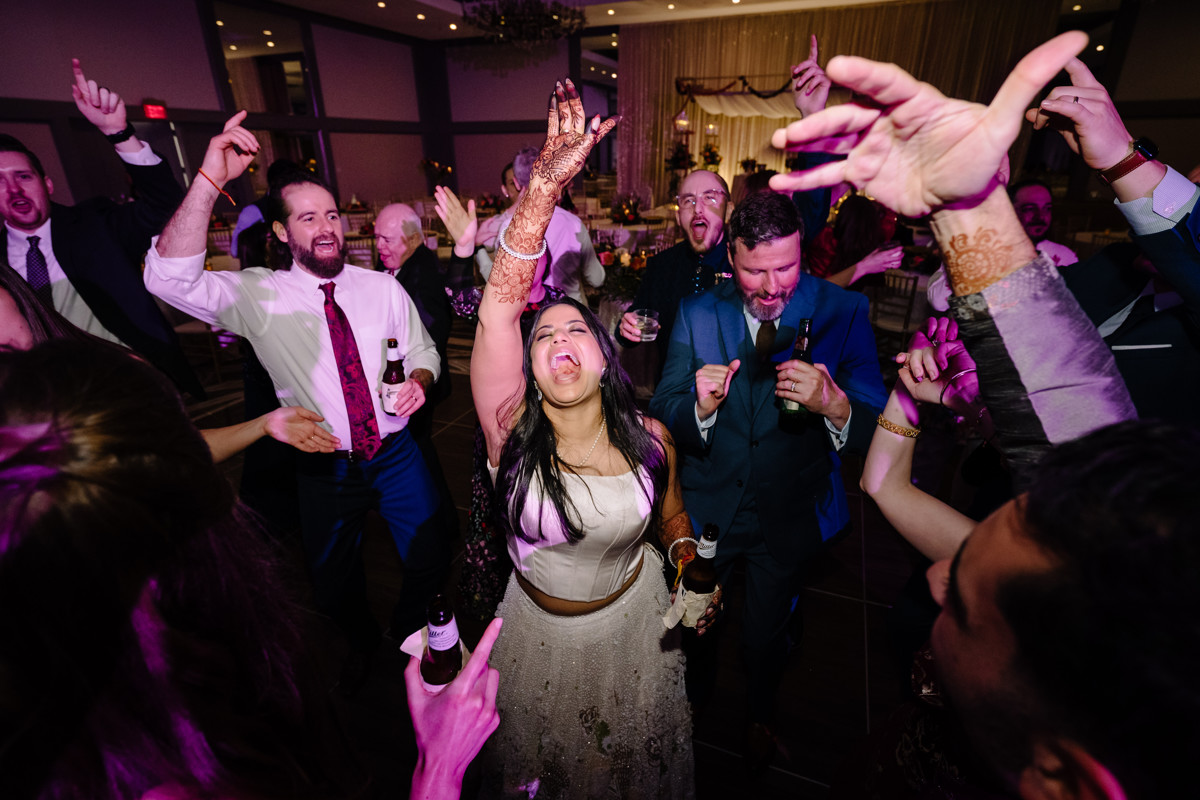 Houston documentary wedding indian american at omni hotel riverway riveroaks photo