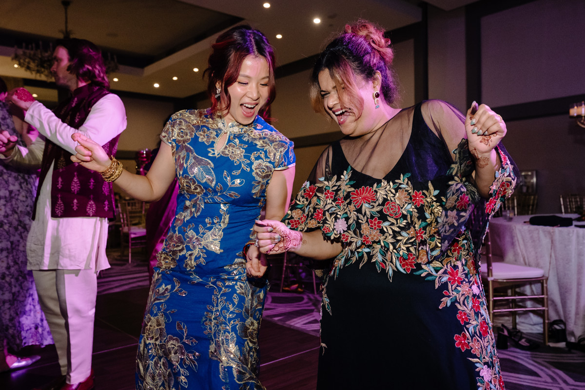 Houston documentary wedding indian american at omni hotel riverway riveroaks photo