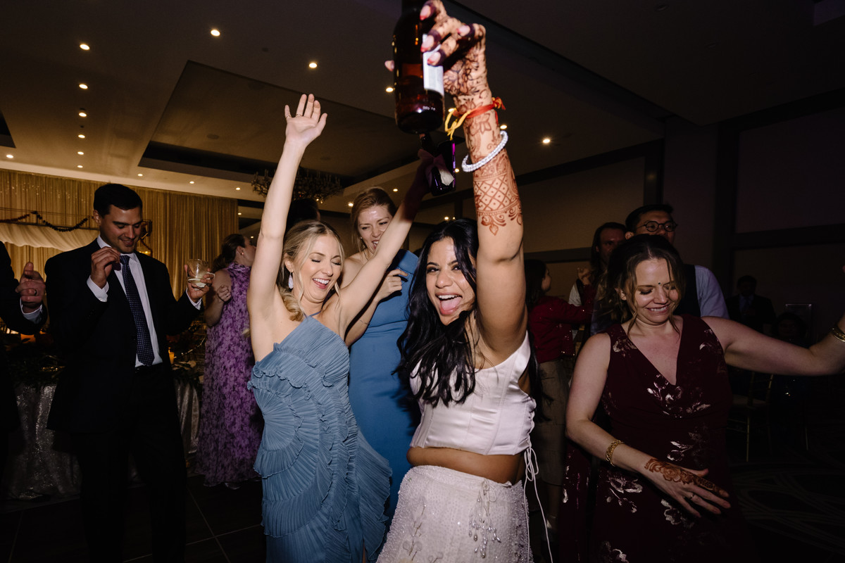 Houston documentary wedding indian american at omni hotel riverway riveroaks photo