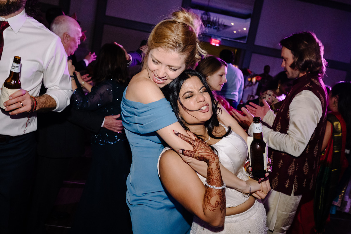 Houston documentary wedding indian american at omni hotel riverway riveroaks photo