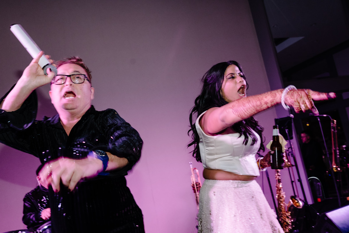 Houston documentary wedding indian american at omni hotel riverway riveroaks photo