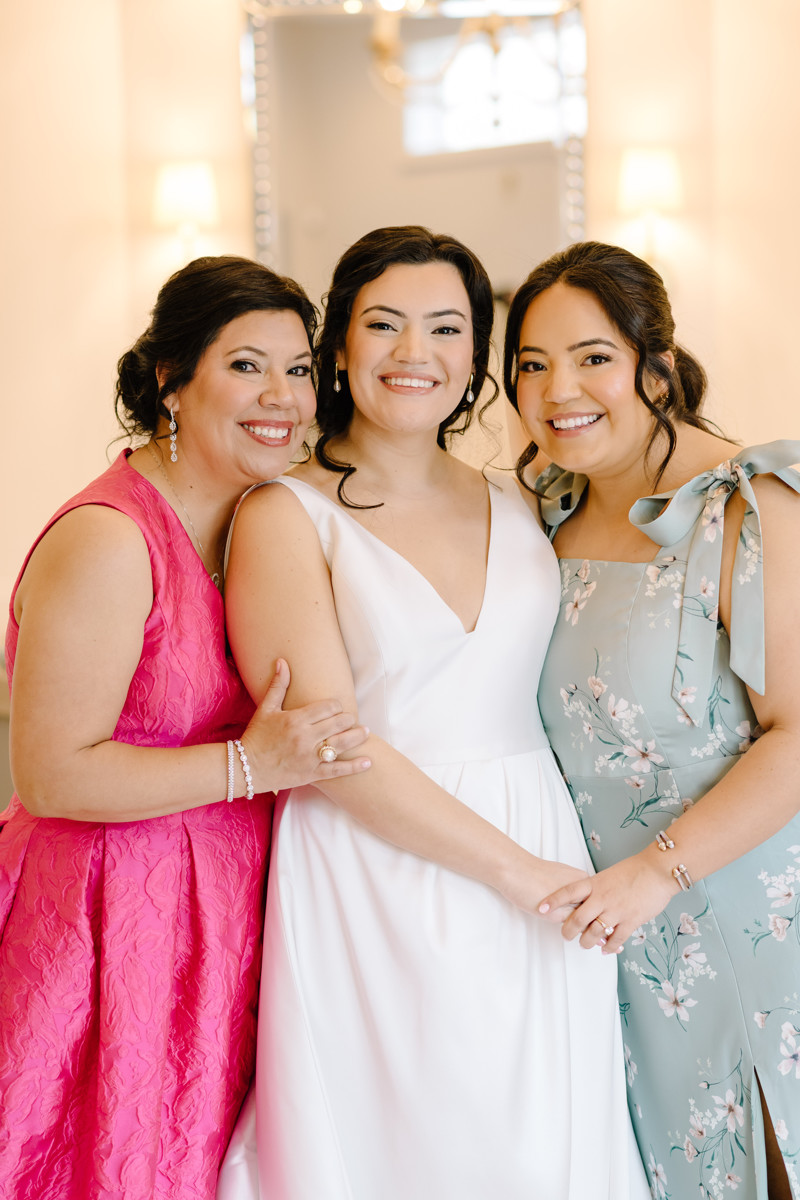briscoe manor wedding photo st laurence catholic church ceremony houston documentary wedding photographer