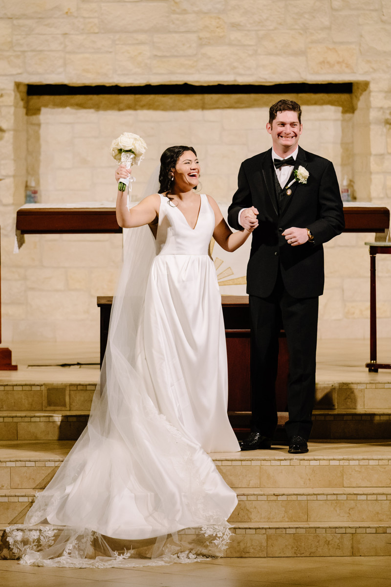 briscoe manor wedding photo st laurence catholic church ceremony houston documentary wedding photographer