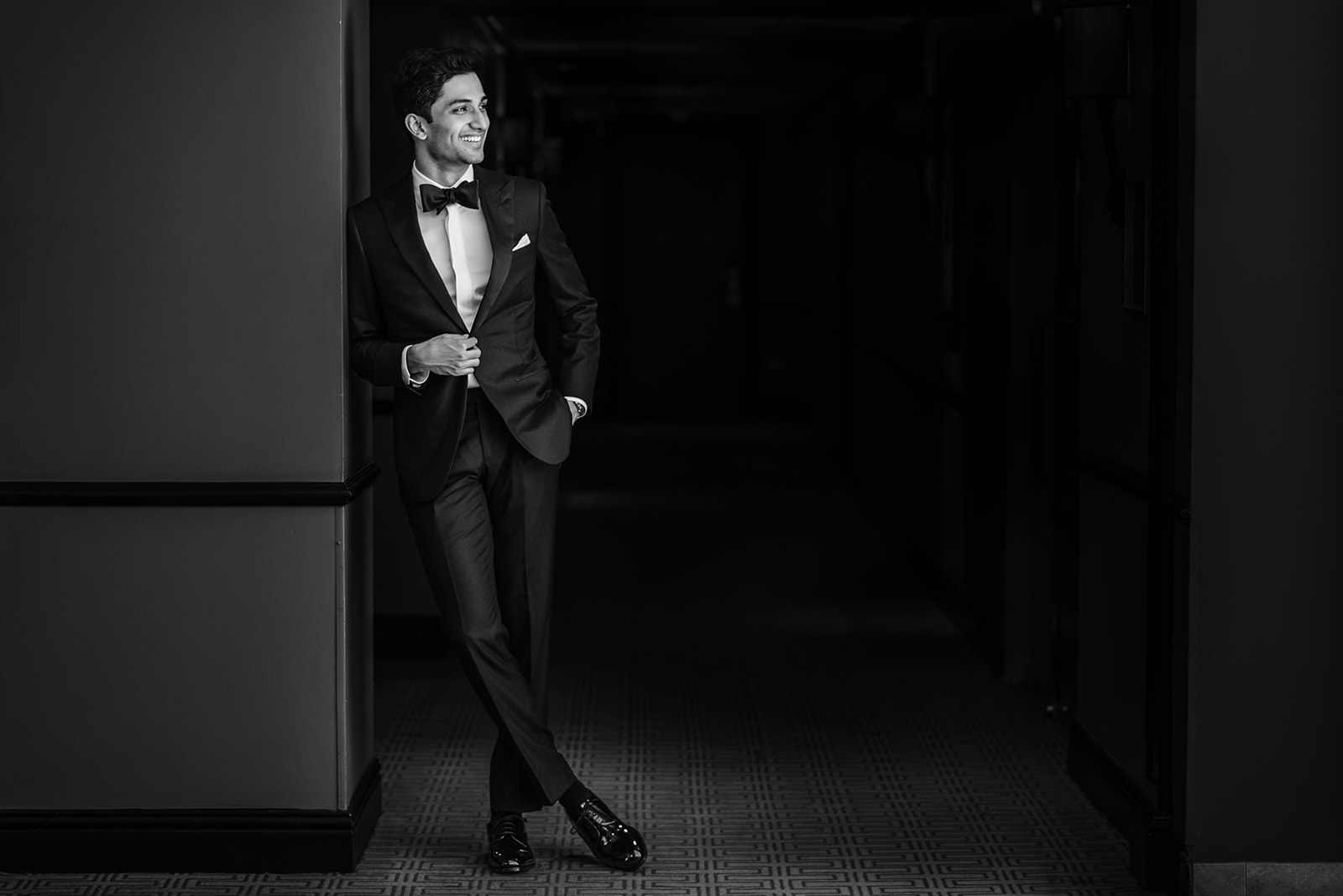 Wedding photo hotel zaza museum district ballroom reception new year eve party best houston wedding photographer