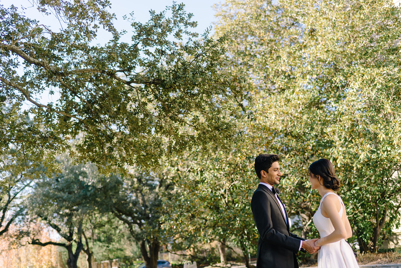 Wedding photo hotel zaza museum district ballroom reception new year eve party best houston wedding photographer