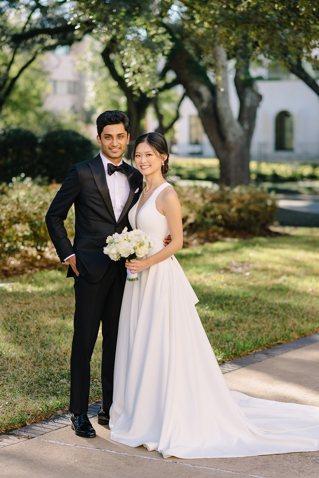Wedding photo hotel zaza museum district ballroom reception new year eve party best houston wedding photographer