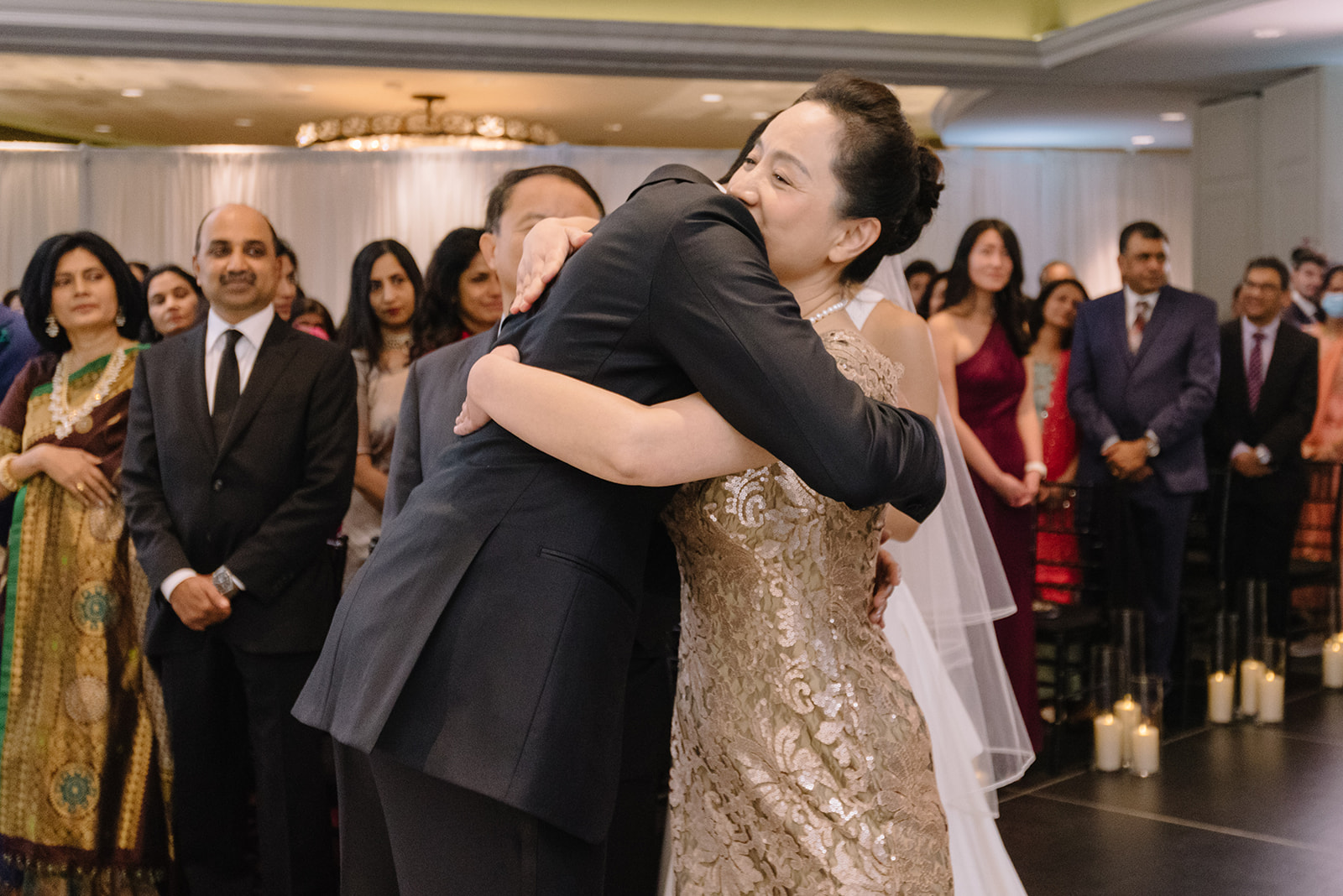 Wedding photo hotel zaza museum district ballroom reception new year eve party best houston wedding photographer