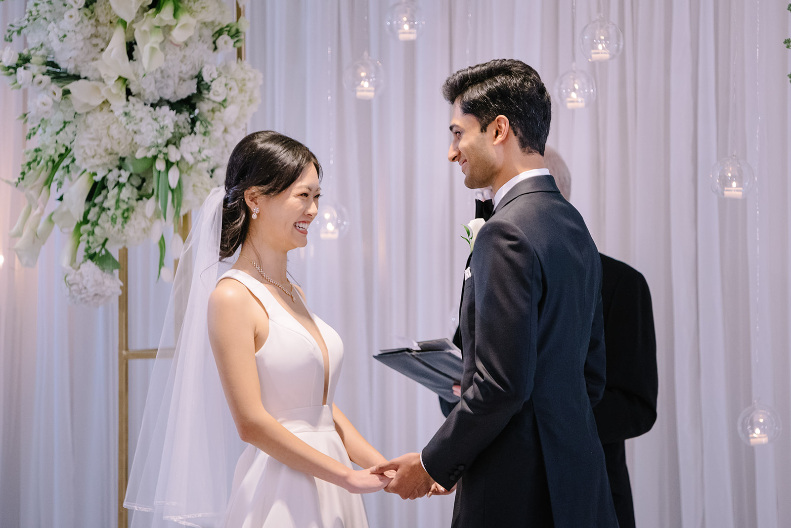 Wedding photo hotel zaza museum district ballroom reception new year eve party best houston wedding photographer