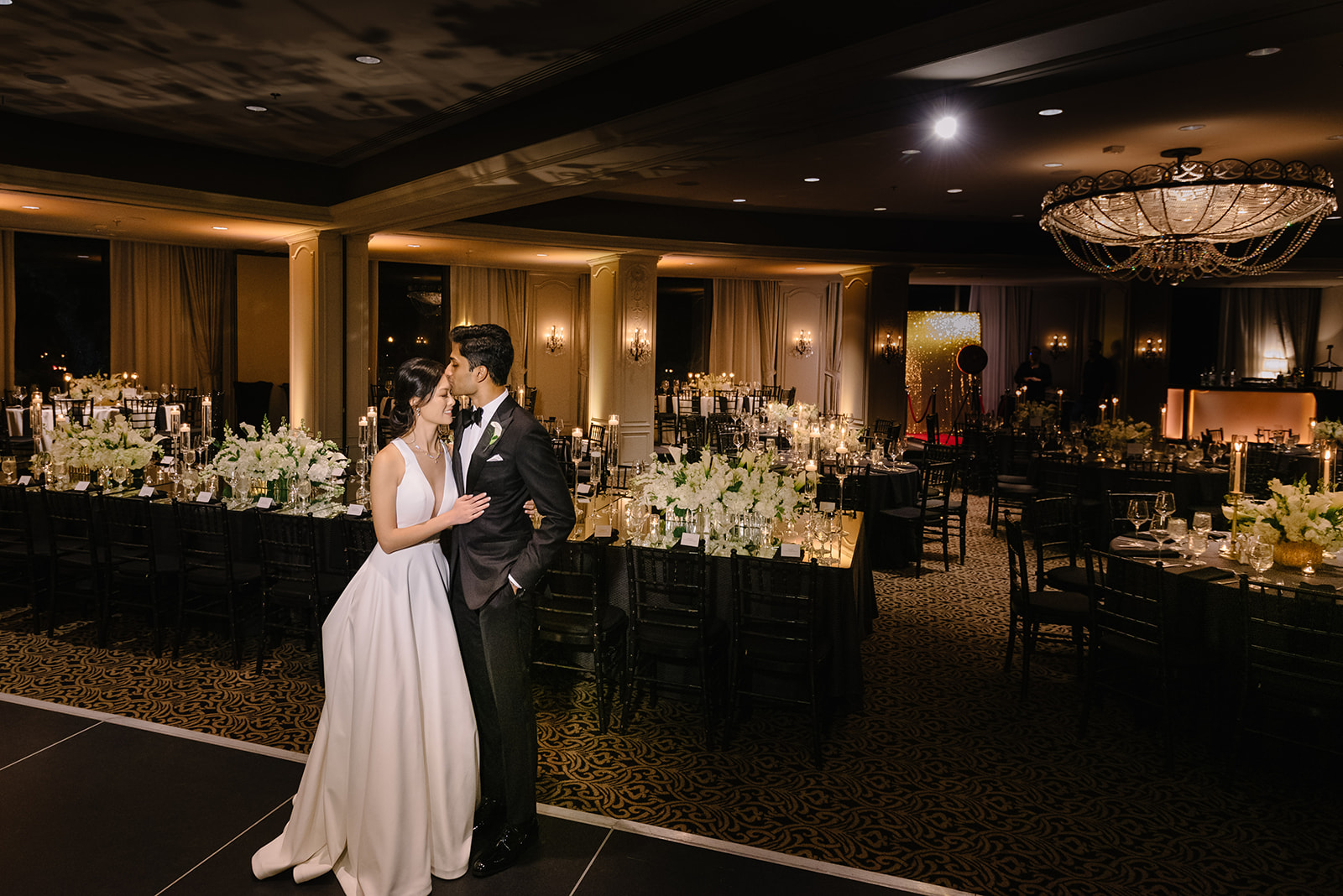 Wedding photo hotel zaza museum district ballroom reception new year eve party best houston wedding photographer