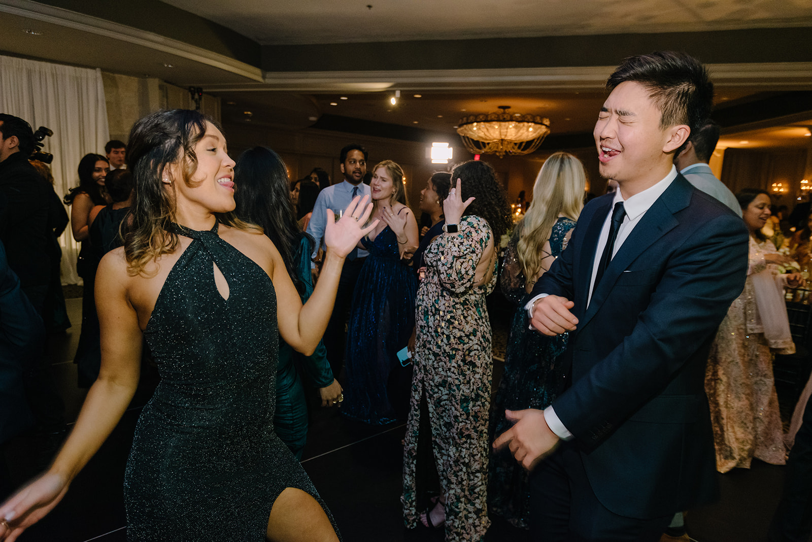 Wedding photo hotel zaza museum district ballroom reception new year eve party best houston wedding photographer