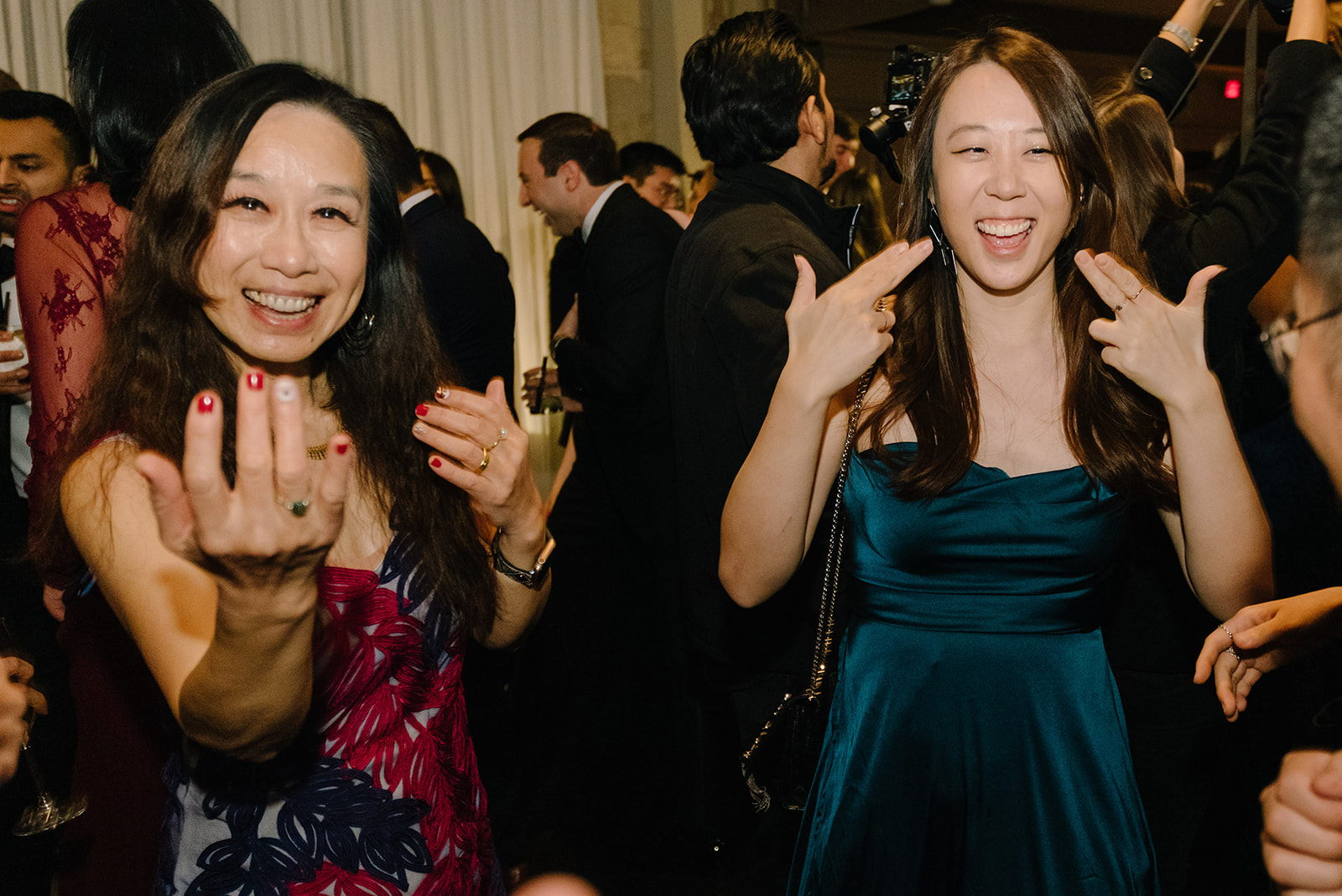 Wedding photo hotel zaza museum district ballroom reception new year eve party best houston wedding photographer
