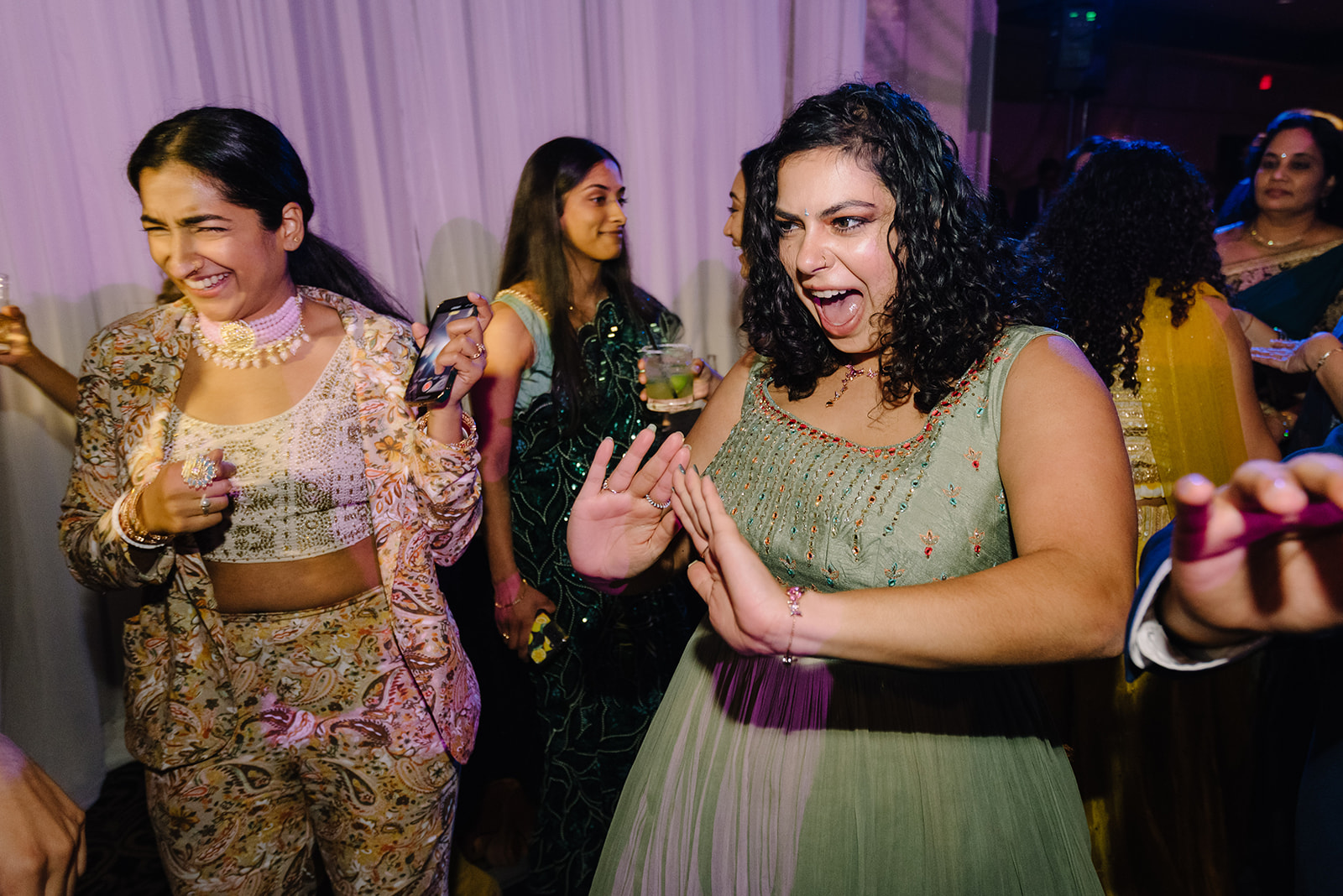Wedding photo hotel zaza museum district ballroom reception new year eve party best houston wedding photographer