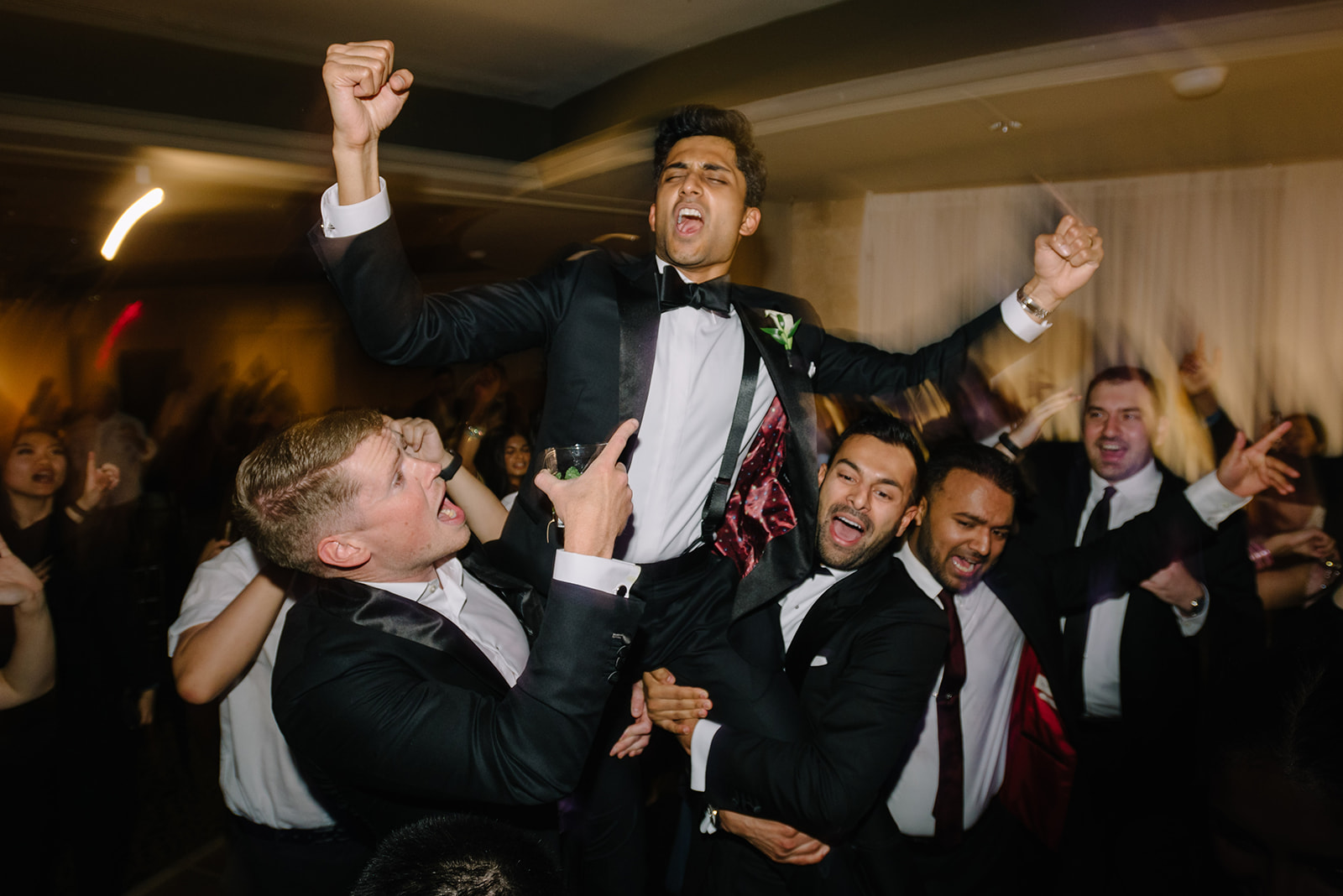 Wedding photo hotel zaza museum district ballroom reception new year eve party best houston wedding photographer