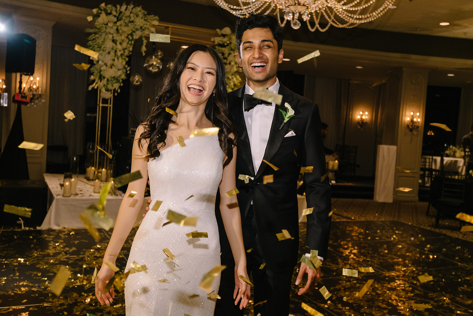 Wedding photo hotel zaza museum district ballroom reception new year eve party best houston wedding photographer