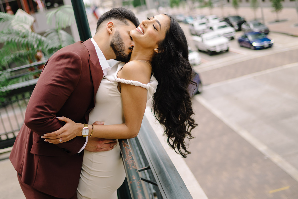 Downtown houston bar engagement proposal skyline best houston photographer