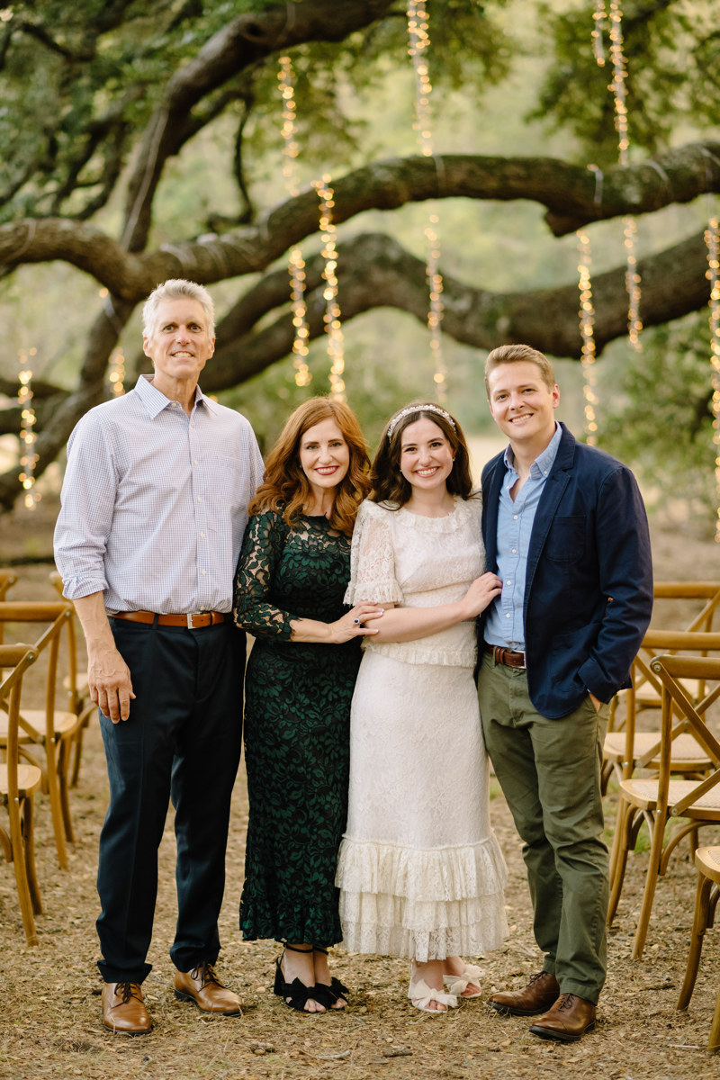 Micro wedding in Brenham texas true to color documentary houston wedding photographer