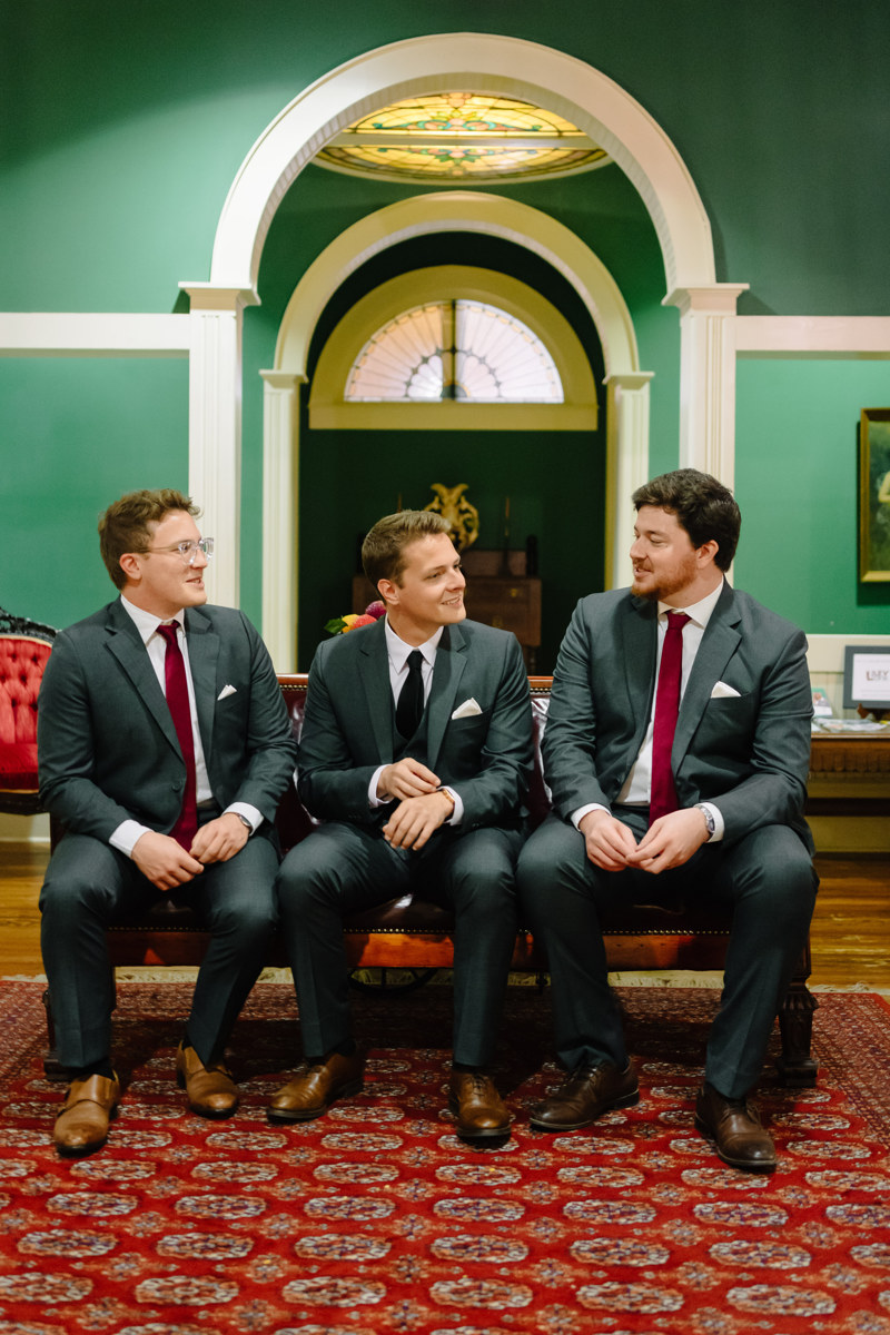 Micro wedding in Brenham texas true to color documentary houston wedding photographer