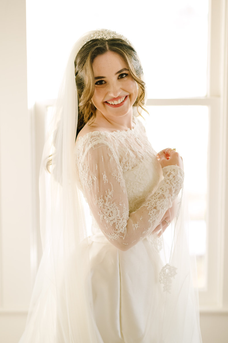Micro wedding in Brenham texas true to color documentary houston wedding photographer