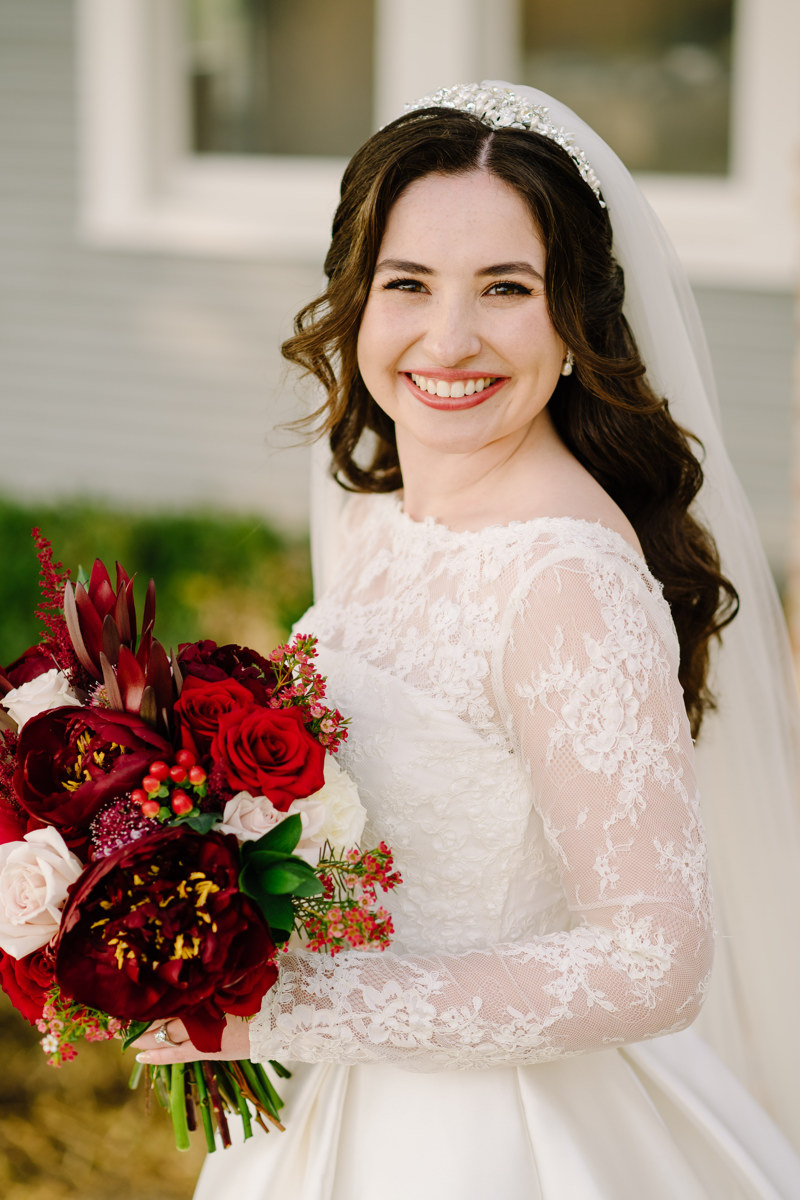 Micro wedding in Brenham texas true to color documentary houston wedding photographer