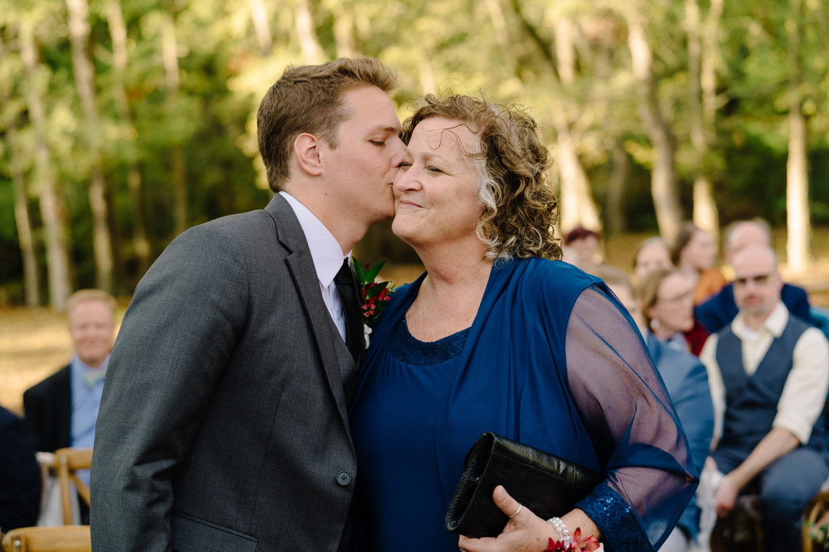 Micro wedding in Brenham texas true to color documentary houston wedding photographer