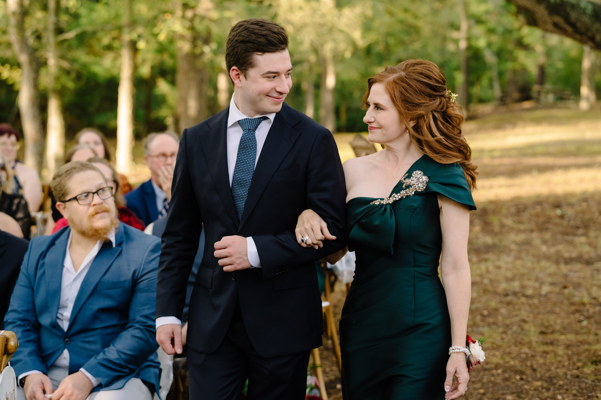 Micro wedding in Brenham texas true to color documentary houston wedding photographer