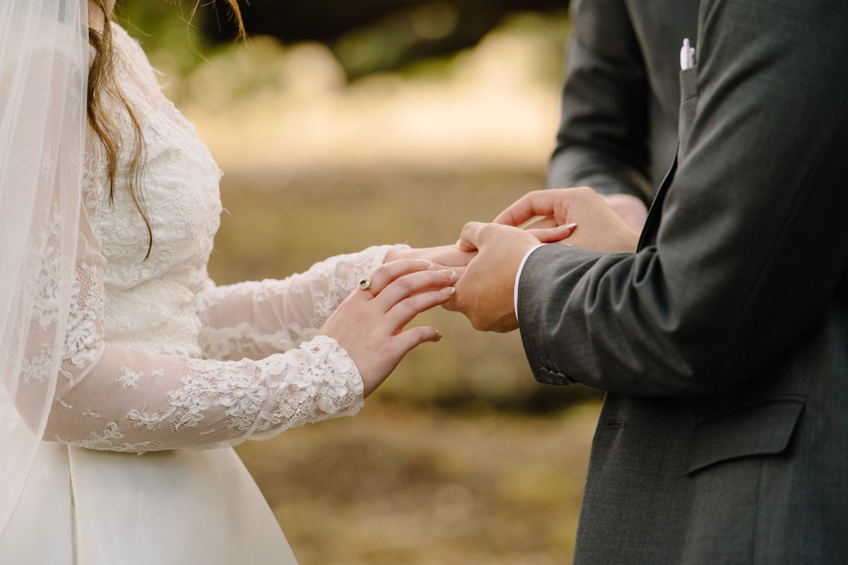 Micro wedding in Brenham texas true to color documentary houston wedding photographer