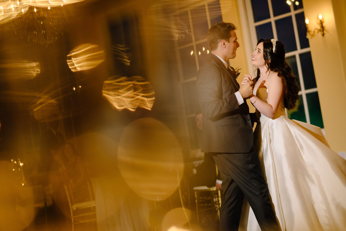 Micro wedding in Brenham texas true to color documentary houston wedding photographer