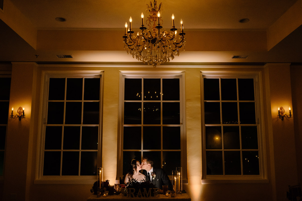 Micro wedding in Brenham texas true to color documentary houston wedding photographer