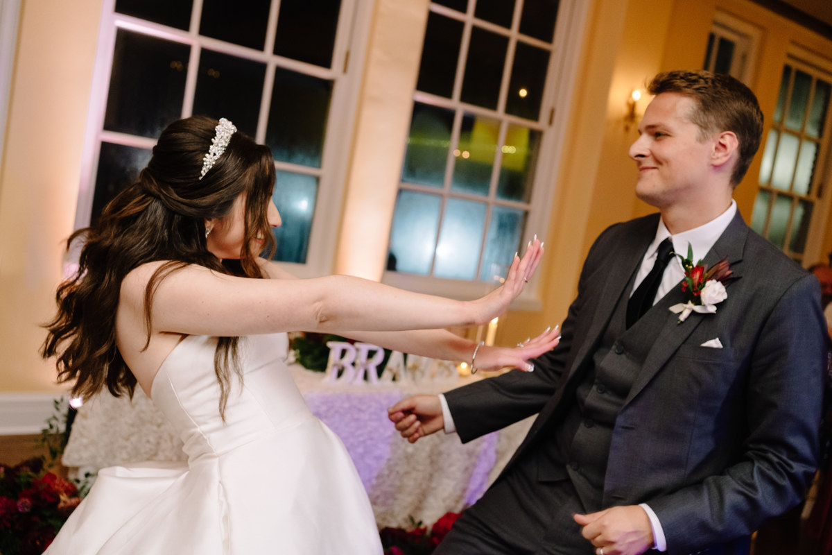 Micro wedding in Brenham texas true to color documentary houston wedding photographer