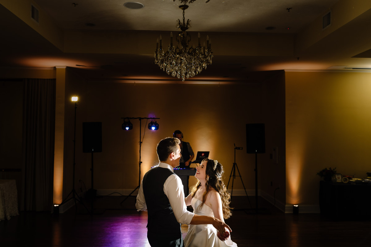Micro wedding in Brenham texas true to color documentary houston wedding photographer