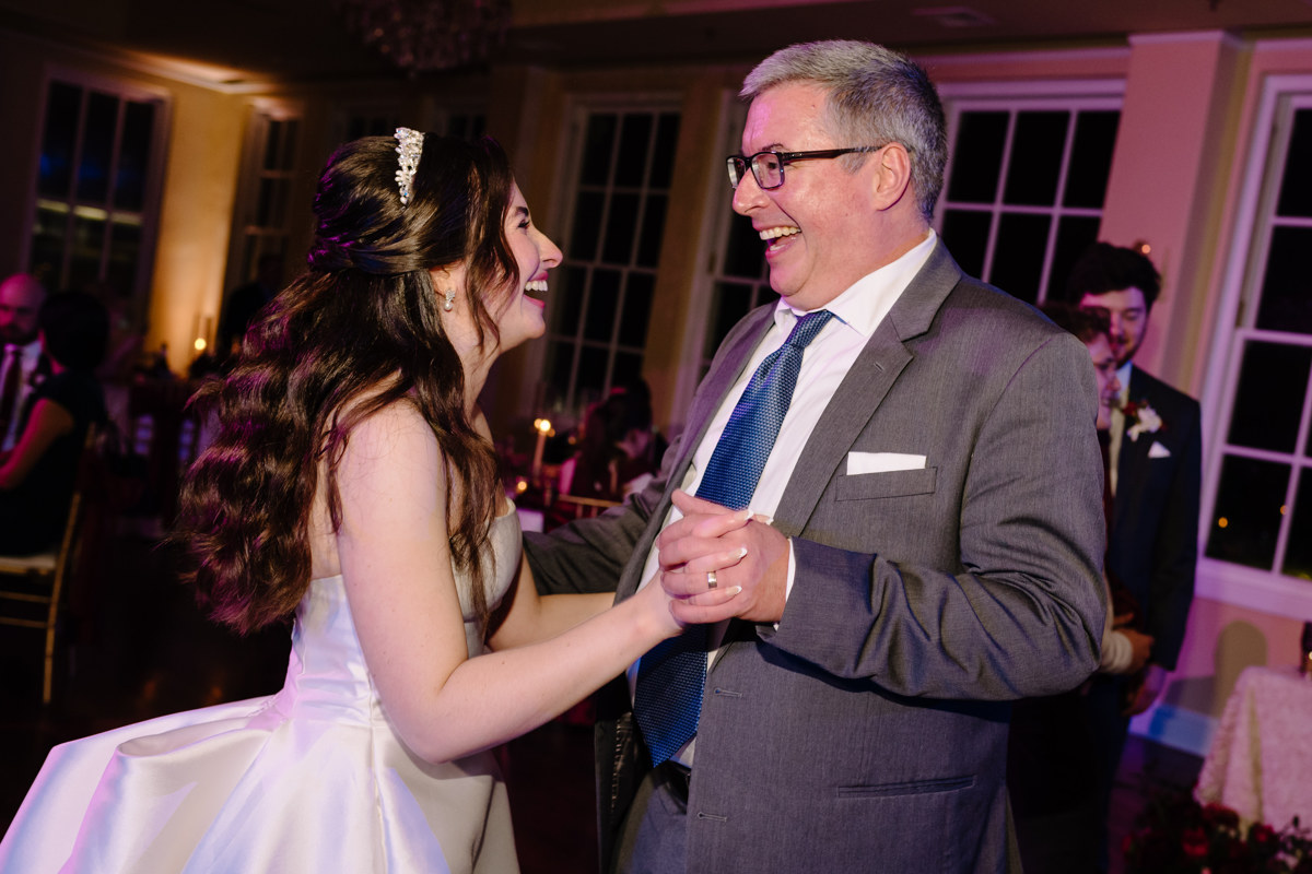 Micro wedding in Brenham texas true to color documentary houston wedding photographer
