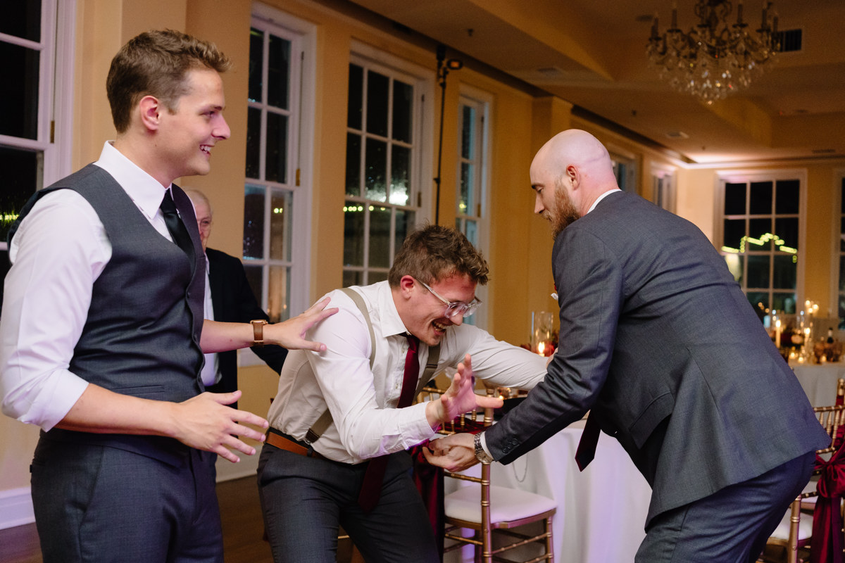 Micro wedding in Brenham texas true to color documentary houston wedding photographer