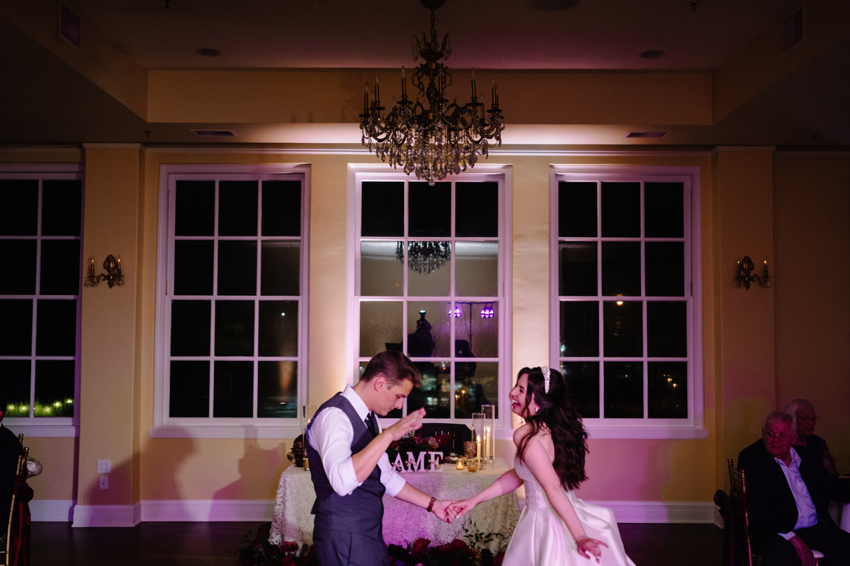 Micro wedding in Brenham texas true to color documentary houston wedding photographer