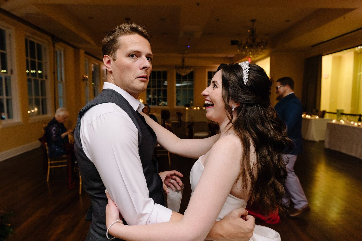 Micro wedding in Brenham texas true to color documentary houston wedding photographer