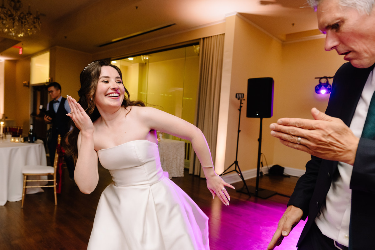 Micro wedding in Brenham texas true to color documentary houston wedding photographer
