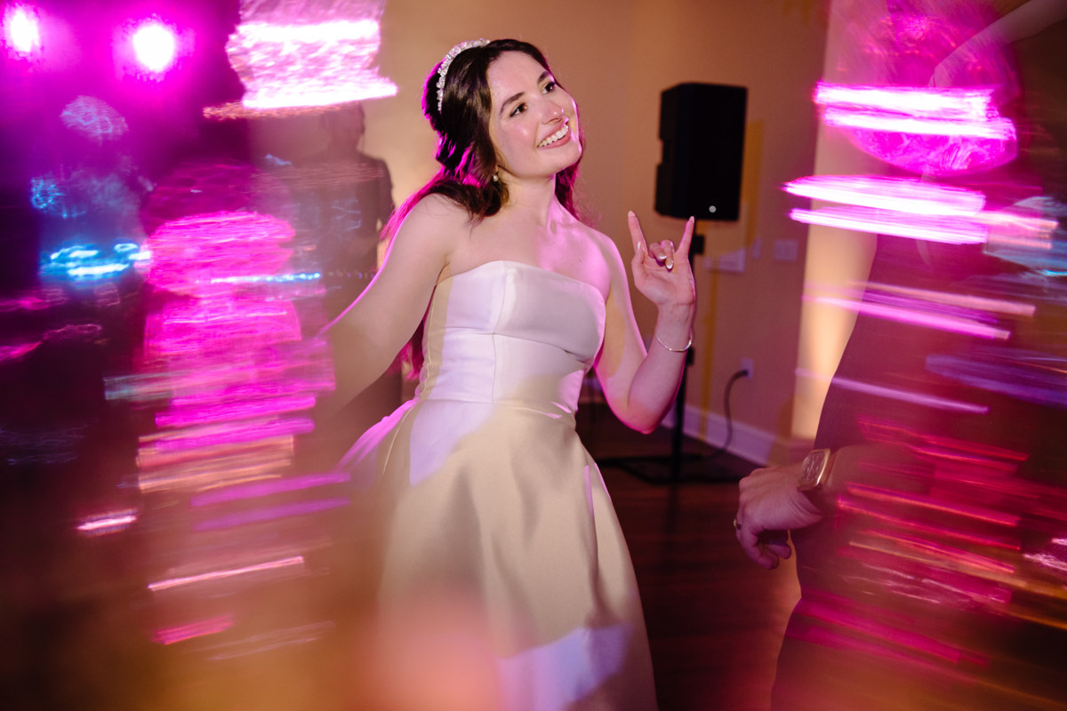 Micro wedding in Brenham texas true to color documentary houston wedding photographer