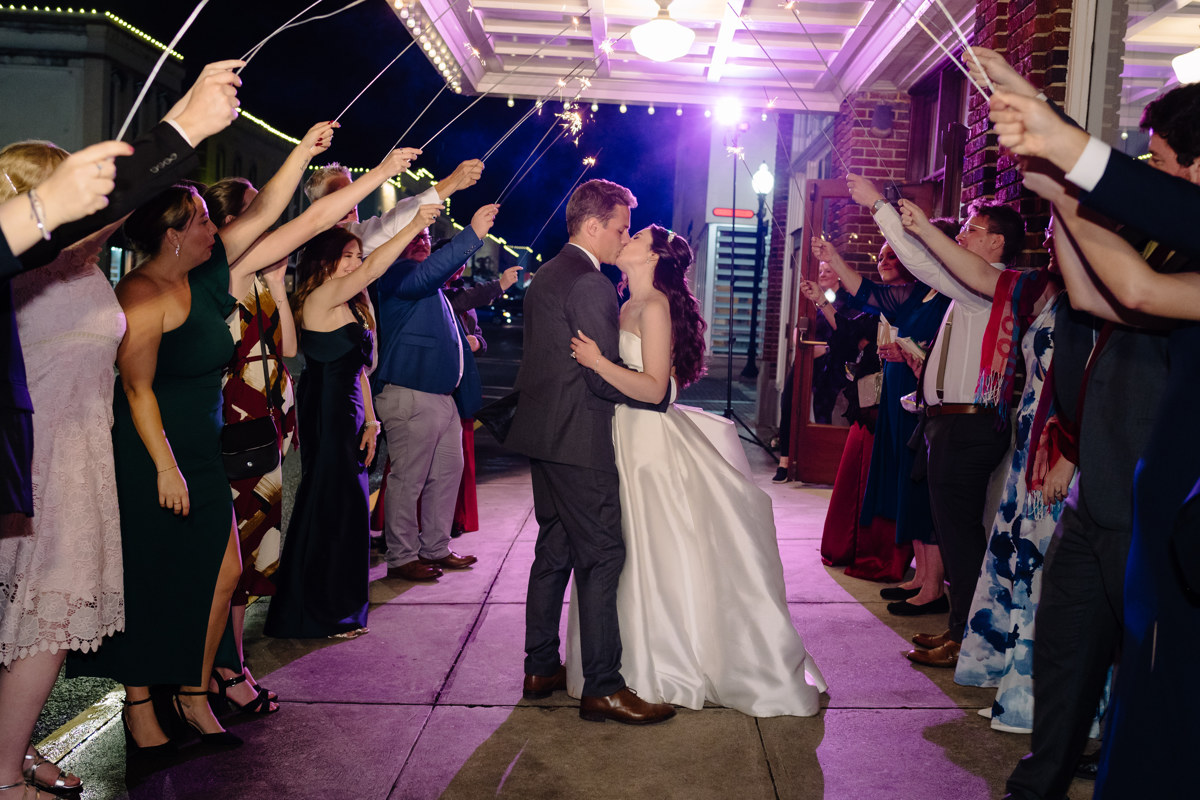 Micro wedding in Brenham texas true to color documentary houston wedding photographer