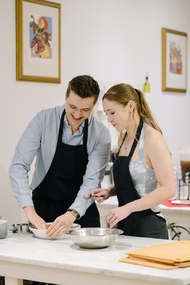 Unique proposal location houston at urban chef cooking classe houston engagement photographer